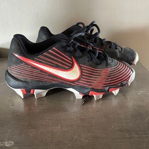 Nike FastFlex softball cleats, size 13 little kids